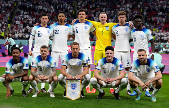 england-team-group-back-row-left-right-raheem-sterling-jude-bellingham-harry-maguire-goalkeeper-jordan-pickford-john-stones-bukayo-saka-front-row-left-right-raheem-sterling-kieran-trippi