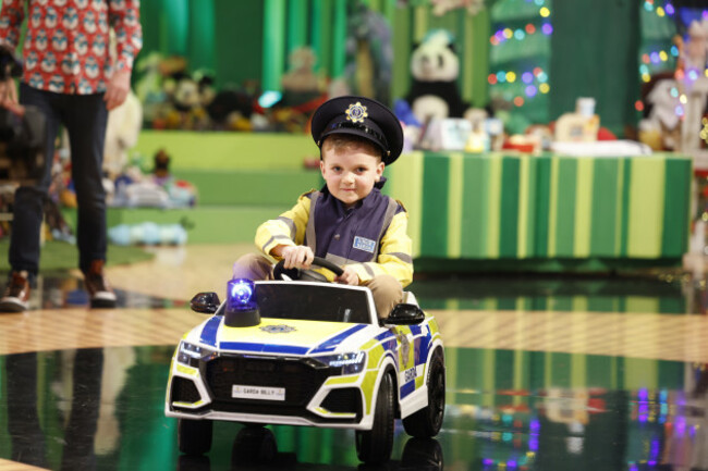 toy-show-2022-billy-brady-kildare-age-5-repro-free-andres-poveda-2511