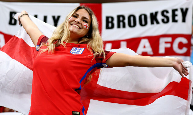 al-khor-qatar-4th-dec-2022-england-fan-before-the-fifa-world-cup-2022-match-at-al-bayt-stadium-al-khor-picture-credit-should-read-david-kleinsportimage-credit-sportimagealamy-live-news