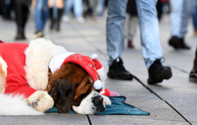 first-saturday-of-advent-in-stuttgart-city-center