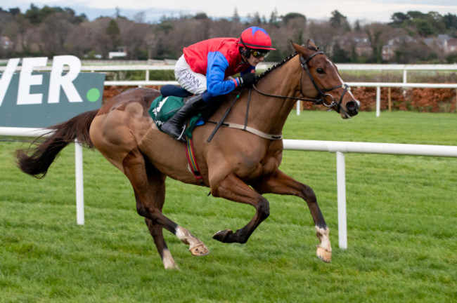 paul-townend-wins-on-facile-vega