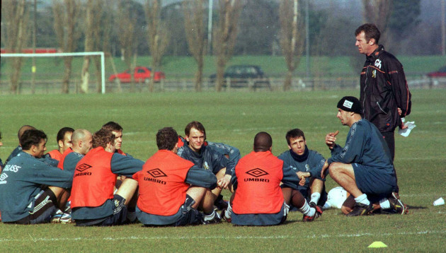 gianluca-vialli-right-newly-appointed-playermanager-following-the-departure-of-ruud-gullit-talks-to-the-chelsea-team-with-assistant-manager-graham-rix-standing-during-training-today-friday-a