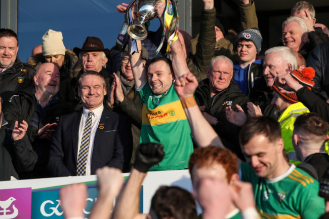connor-carville-lifts-the-cup