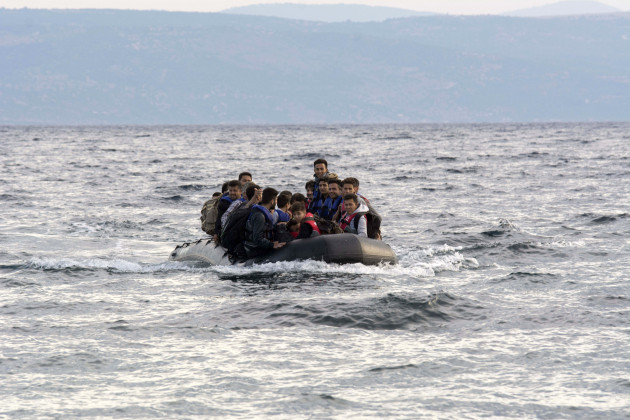 migrants-and-refugees-arrive-on-lesvos-island