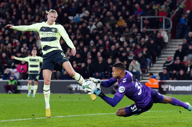 southampton-goalkeeper-gavin-bazunu-right-claims-the-ball-from-manchester-citys-erling-haaland-during-the-carabao-cup-quarter-final-match-at-st-marys-stadium-southampton-picture-date-wednesday