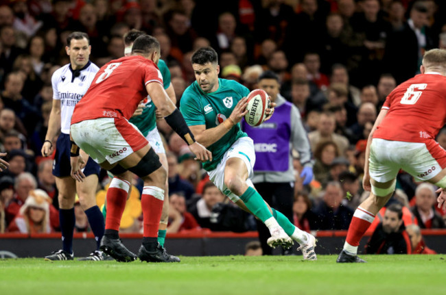 conor-murray-with-taulupe-faletau