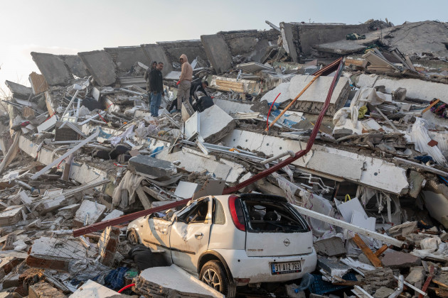 earthquake-7-8-hits-turkey-and-syria-hard-thousands-dead