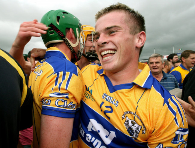 sean-collins-celebrates-at-the-final-whistle