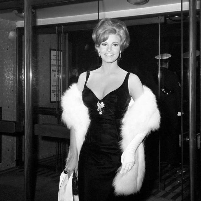 the-flight-of-the-phoenix-premiere-raquel-welch-carlton-theatre-london