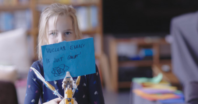 ATOMIC_HOPE_STILL_006