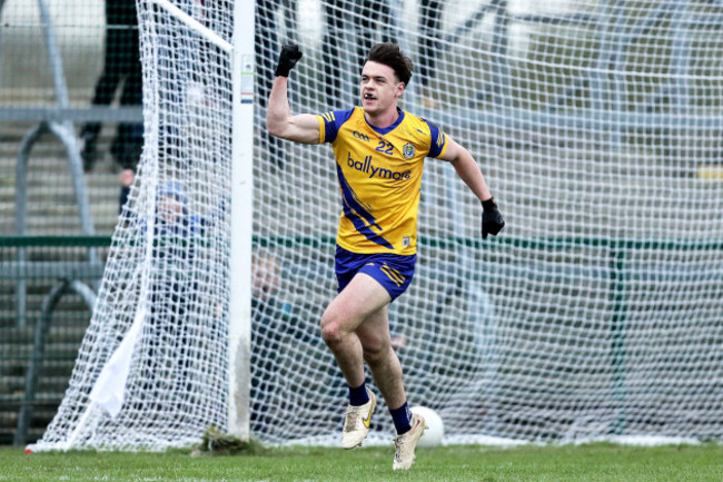 ben-ocarroll-celebrates-scoring-his-sides-third-goal