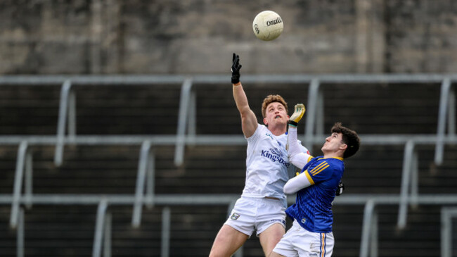 ciaran-brady-competes-in-the-air-with-iarla-osullivan