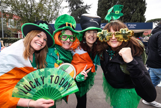 ireland-fans-before-the-game