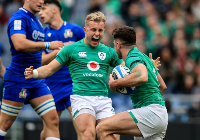 hugo-keenan-celebrates-scoring-their-second-try-with-craig-casey