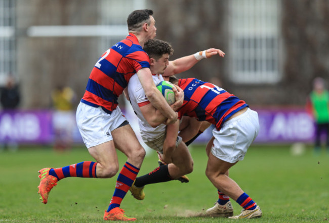 gavin-jones-is-tackled-by-noah-sheridan