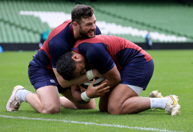 bundee-aki-and-robbie-henshaw