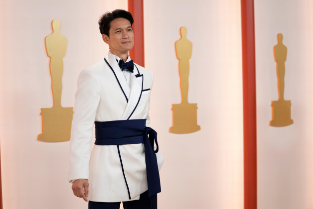 harry-shum-jr-arrives-at-the-oscars-on-sunday-march-12-2023-at-the-dolby-theatre-in-los-angeles-ap-photoashley-landis