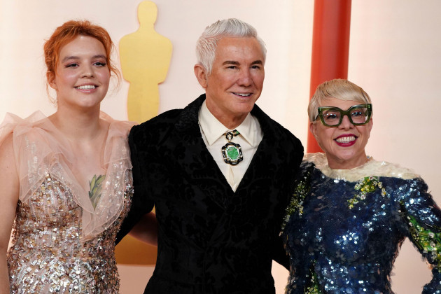 lilly-luhrmann-from-left-baz-luhrmann-and-catherine-martin-arrive-at-the-oscars-on-sunday-march-12-2023-at-the-dolby-theatre-in-los-angeles-photo-by-jordan-straussinvisionap