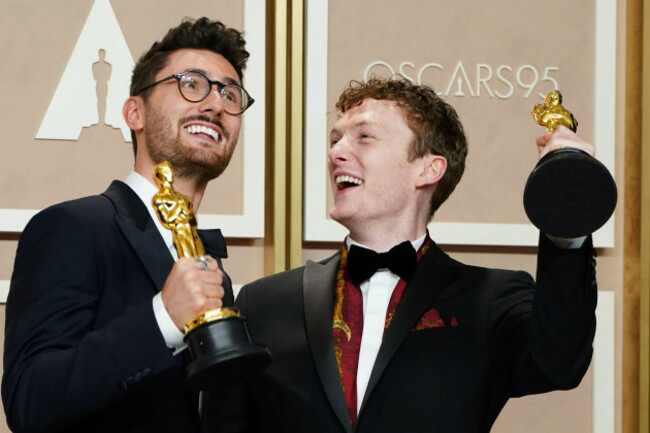 tom-berkeley-left-and-ross-white-pose-with-the-award-for-best-live-action-short-film-for-an-irish-goodbye-in-the-press-room-at-the-oscars-on-sunday-march-12-2023-at-the-dolby-theatre-in-los-ang