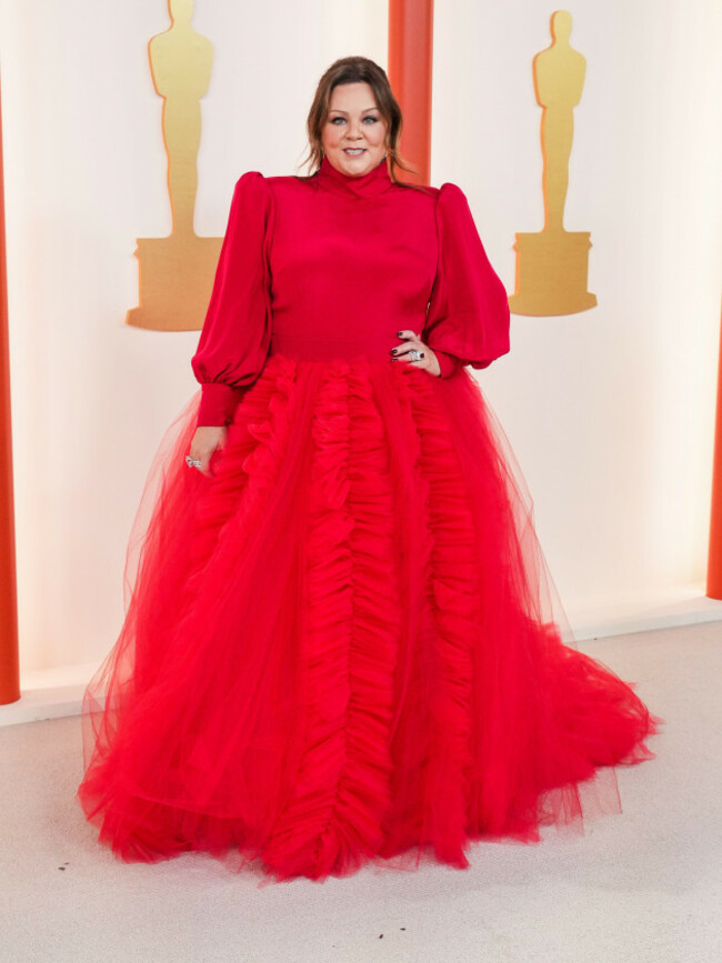 los-angeles-usa-12th-mar-2023-melissa-mccarthy-walking-on-the-red-carpet-at-the-95th-academy-awards-held-by-the-academy-of-motion-picture-arts-and-sciences-at-the-dolby-theatre-in-los-angeles-ca
