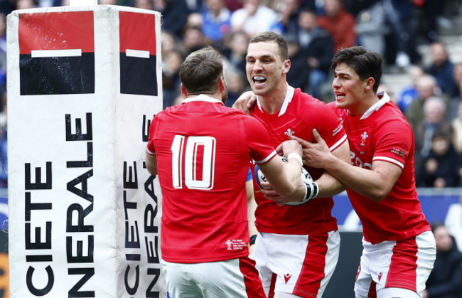 george-north-celebrates-scoring-their-first-try-with-teammates