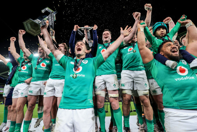 johnny-sexton-lifts-the-guinness-six-nations-trophy-after-winning-the-grand-slam