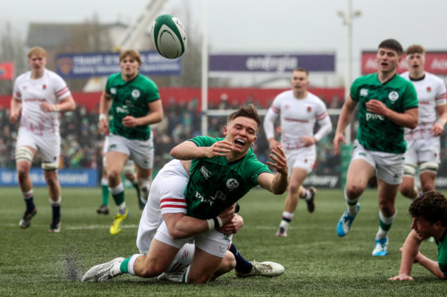 fintan-gunne-loses-the-ball-in-a-tackle