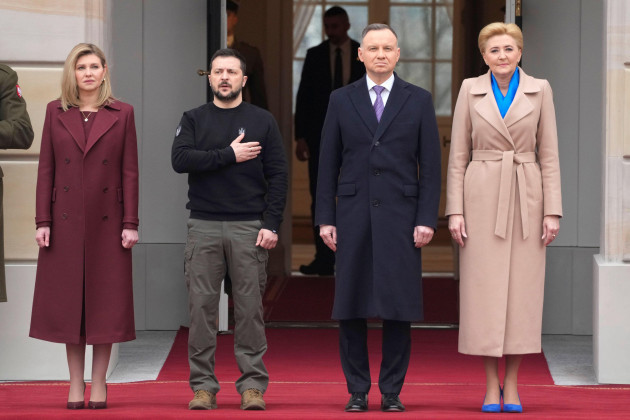 polands-president-andrzej-duda-2nd-right-with-his-wife-agata-kornhauser-duda-welcomes-ukrainian-president-volodymyr-zelenskyy-with-his-wife-olena-left-as-they-meet-at-the-presidential-palace-in-w