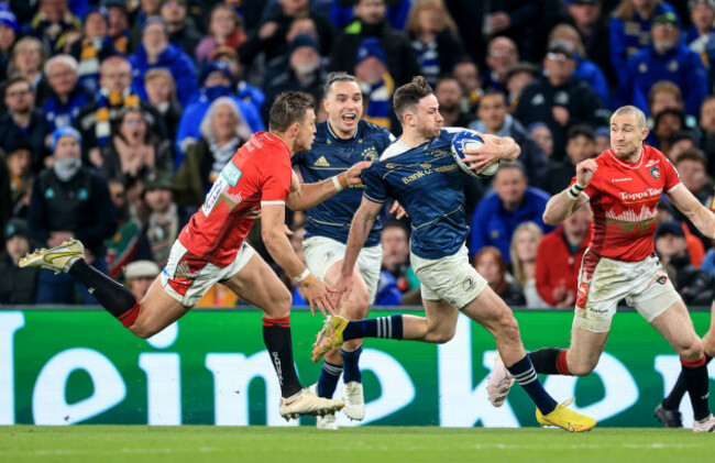 handre-pollard-attempts-to-tackle-hugo-keenan