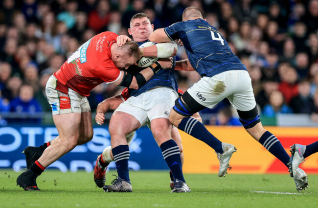 tadhg-furlong-is-tackled-by-joe-heyes