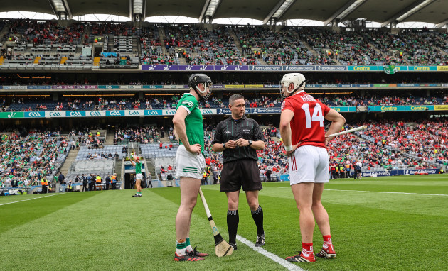declan-hannon-at-the-coin-toss-with-fergal-horgan-and-patrick-horgan