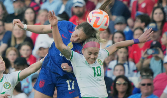 st-louis-united-states-11th-apr-2023-united-states-womens-national-team-andi-sullivan-heads-the-ball-against-republic-of-ireland-denise-osullivan-in-the-first-half-at-city-park-in-st-louis-on