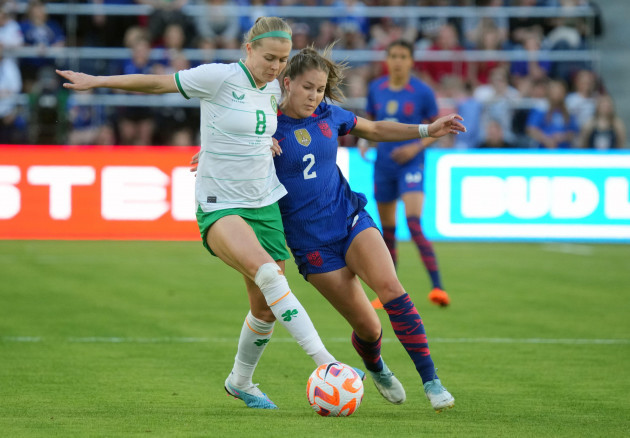 st-louis-united-states-11th-apr-2023-united-states-womens-national-team-ashley-sanchez-2-battles-republic-of-ireland-ruesha-littlejohn-for-control-of-the-ball-in-the-first-half-at-city-park-in