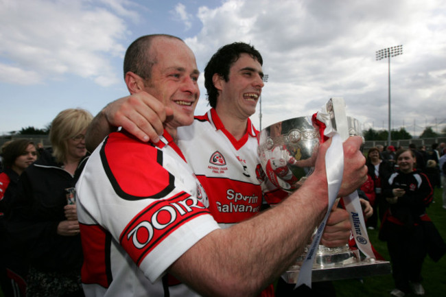 kevin-mccloy-and-liam-hinphey-celebrate-with-the-division-1-league-trophy