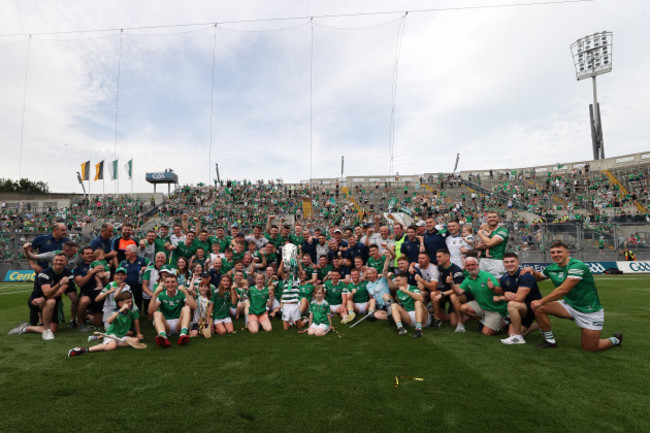 limerick-team-celebrate-with-the-liam-maccarthy-cup