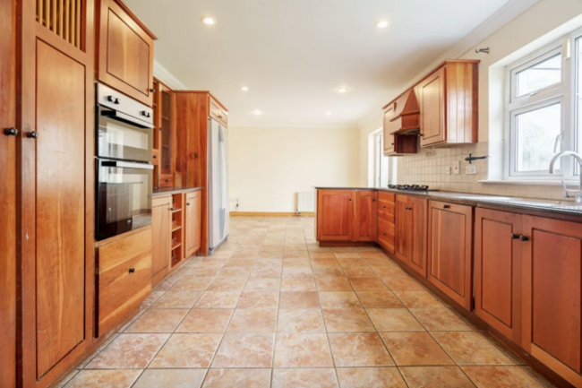 Screenshot 2023-04-28 at 15.02.42