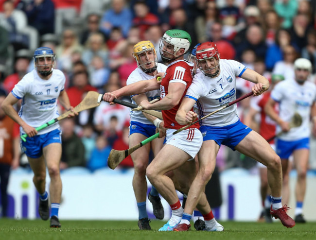 shane-kingston-is-tackled-by-calum-lyons-and-peter-hogan