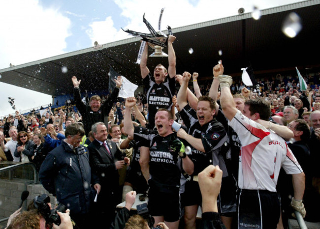 sligo-captain-noel-maguire-lifts-the-nestor-trophy