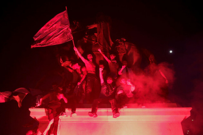 the-supporters-of-the-ssc-napoli-football-team-during-the-celebrations-for-the-victory-of-the-italian-football-championship-napoli-fans-have-been-waiting-for-this-championship-victory-for-33-years