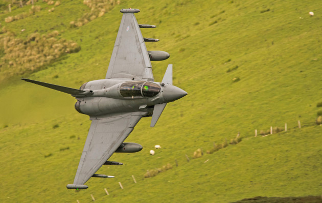 raf-typhoon-eurofighter-low-level-in-mid-wales