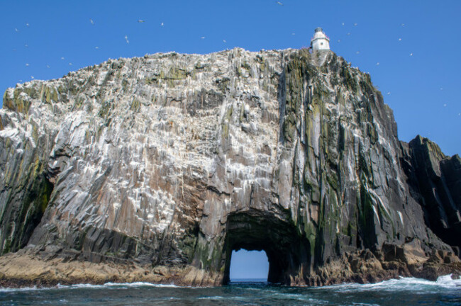 bullrocktunnelandlighthousewestcorkireland