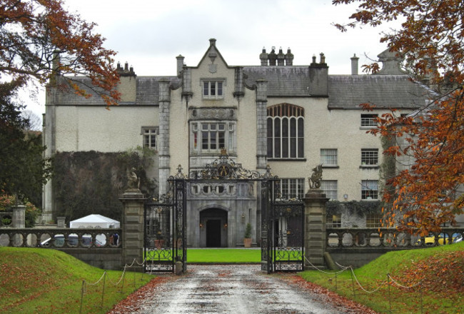 26thjanuary2020braycountywicklowireland-entrancetokillruddery