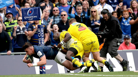 dan-sheehan-scores-his-sides-second-try-despite-raymond-rhule-and-pierre-bourgarit