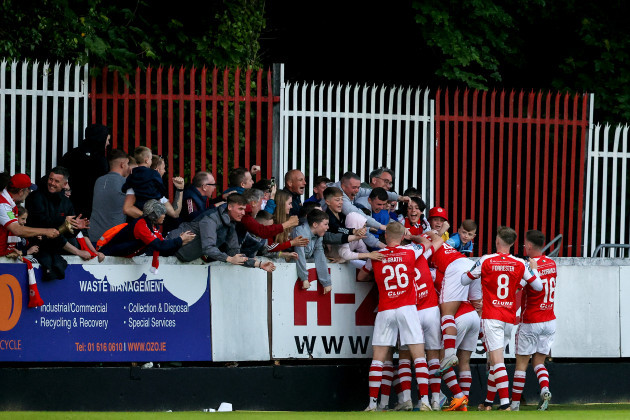 st-pats-fans-celebrate-with-conor-carty-after-he-scores-their-teams-second-goal