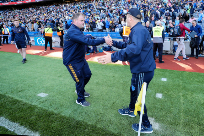 davy-burke-shakes-hands-after-the-game-with-dessie-farrell