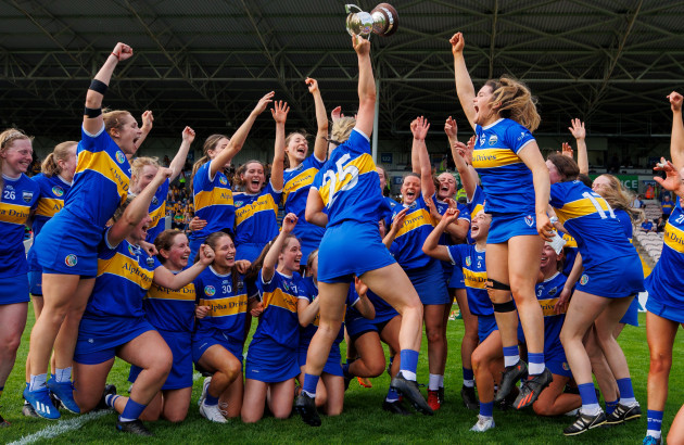 mairead-eviston-and-aine-slattery-celebrate-with-their-team