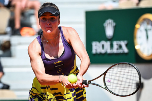 paris-france-31052023-elina-svitolina-of-ukraine-during-the-fourth-day-of-roland-garros-2023-grand-slam-tennis-tournament-on-may-31-2023-at-roland-garros-stadium-in-paris-france-photo-mat