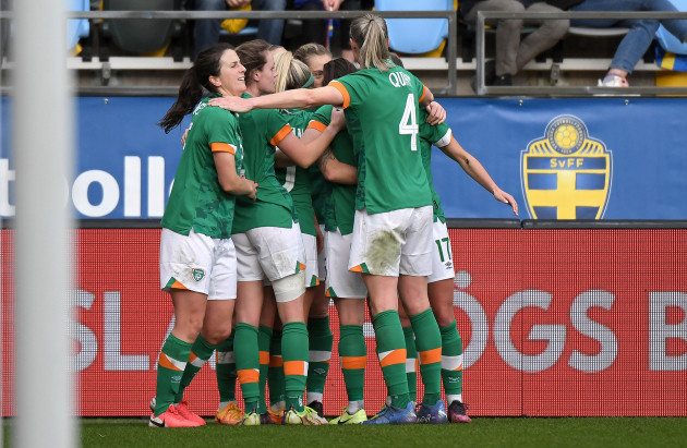 ireland-players-celebrate-with-katie-mccabe-after-he-scored-the-opening-goal