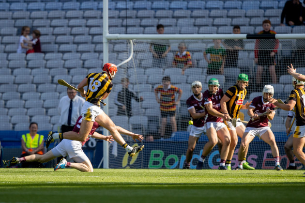cillian-buckley-scores-the-winning-goal-in-additional-time