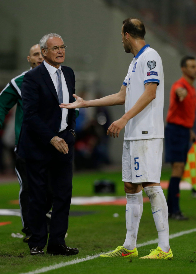 greeces-coach-claudio-ranieri-of-italy-instructs-his-players-vangelis-moras-during-the-group-f-euro-2016-qualifying-soccer-match-between-greece-and-faroe-islands-at-the-georgios-karaiskakis-stadium